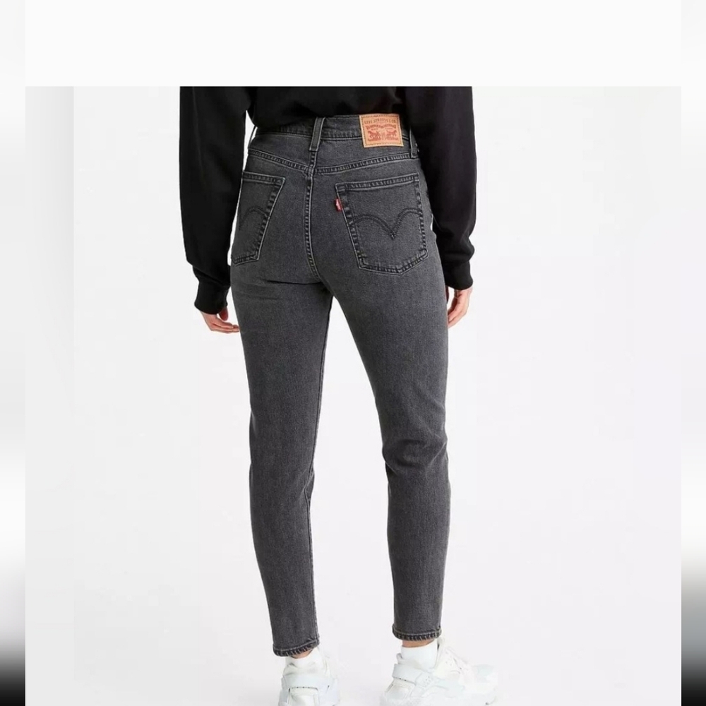 Levi's Women's Wedgie Skinny Size 27